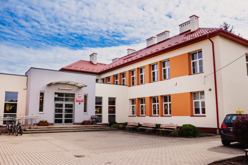 Poprawa efektywności energetycznej szkoły w Budach Łańcuckich